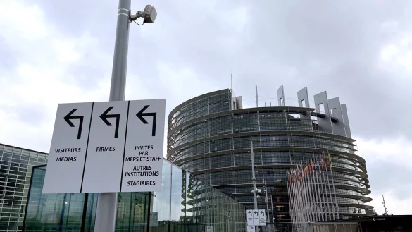 Wie die belgische Staatsanwaltschaft mitteilte, soll die Korruption von 2021 bis heute regelm&auml;&szlig;ig und sehr diskret &laquo;unter dem Deckmantel des kommerziellen Lobbyings in verschiedenen Formen praktiziert worden sein&raquo;. - &copy; Marek Majewsky/dpa