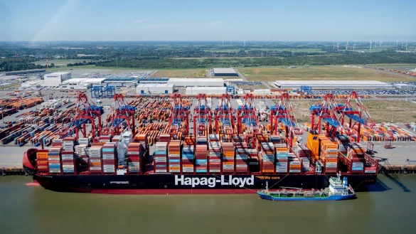 Plus im Halbjahr, aber tr&uuml;be Aussichten f&uuml;r Deutschlands Exporteure (Archivbild) - &copy; Hauke-Christian Dittrich/dpa