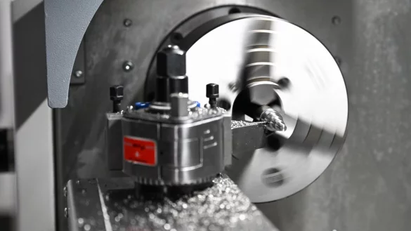 Der Mai hat Deutschlands Maschinenbauern bei den Aufträgen Zuwächse auf niedrigem Niveau gebracht (Symbolbild) - © Bernd Weißbrod/dpa