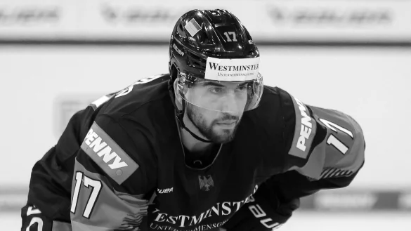 Eishockey-Nationalspieler Tobias Eder ist tot. - © Christian Kolbert/dpa