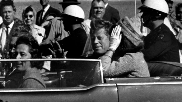 Kennedy wurde 1963 in Dallas erschossen. (Archivbild) - © Jim Altgens/AP/dpa