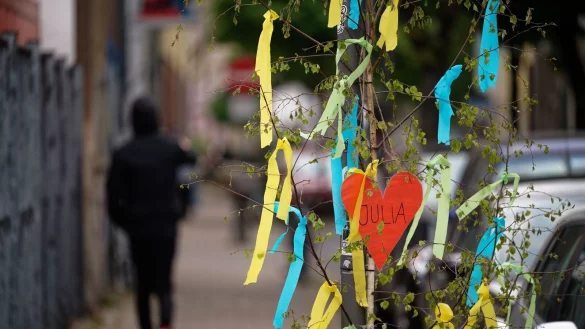 Maib&auml;ume sind kleine Kunstwerke und eine Werbung f&uuml;r die Liebe. (Archivbild) - &copy; Henning Kaiser/dpa