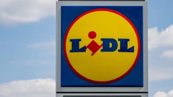 Aldi Süd kassierte vor Gericht eine Niederlage im Streit um Dubai-Schokolade, Lidl nicht. - © Hendrik Schmidt/dpa