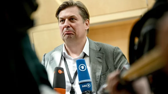 Krah nennt die Vorw&uuml;rfe absurd und politisch motiviert. (Archivbild) - &copy; Britta Pedersen/dpa