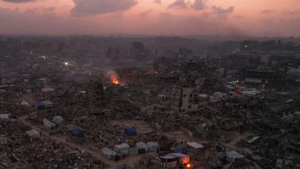 Die Gespräche über die nächste Phase der Waffenruhe im Gazastreifen sollen weitergehen. (Archivbild) - © Mohammad Abu Samra/AP/dpa
