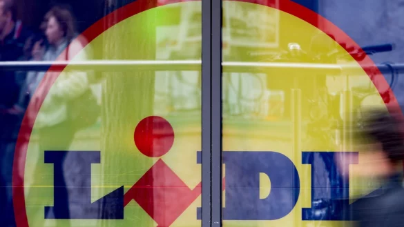 Lidl k&auml;mpft mit Aldi um die Marktf&uuml;hrerschaft der Discounter. - &copy; Marijan Murat/dpa