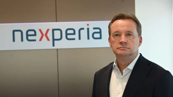 Halbleiter-Manager Kempe ist für die Fertigung von Nexperia zuständig. (Archivbild) - © David Hammersen/dpa