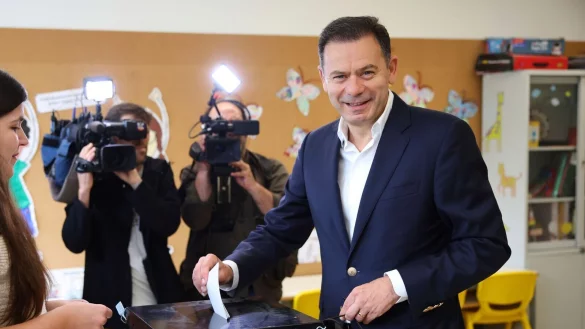 Der gelernte Anwalt Lu&iacute;s Montenegro wird erneut eine Minderheitsregierung anf&uuml;hren. (Archivbild) - &copy; Luis Vieira/AP/dpa