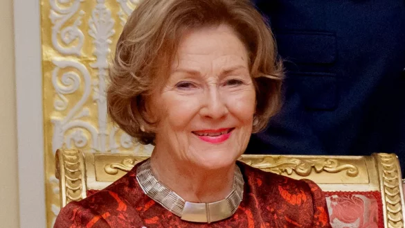 Königin Sonja ist mit dem Rettungshubschrauber ins Krankenhaus gebracht worden. (Archivfoto) - © Stian Lysberg Solum/NTB/dpa