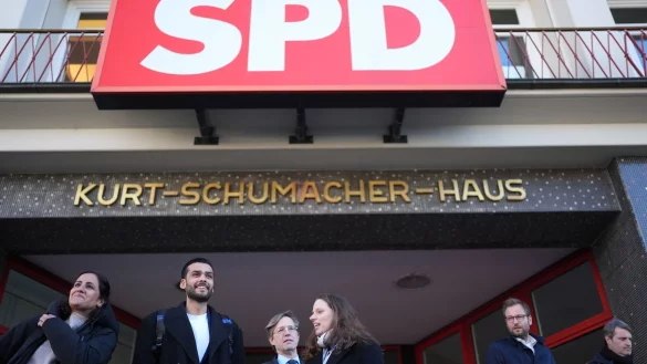 Die SPD will in Hamburg mit den Grünen über eine Koalition verhandeln (Archivbild). - © Marcus Brandt/dpa