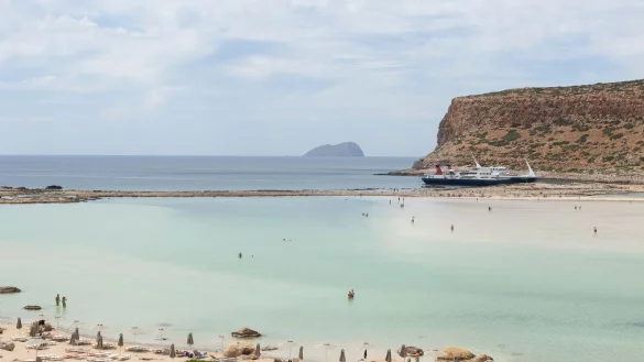 Immer wieder mal Erdbeben: Urlaubsinsel Kreta. (Archivbild) - © Socrates Baltagiannis/dpa