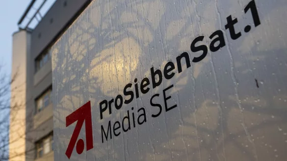 Die mögliche Übernahme von ProSiebenSat.1 durch den Berlusconi-Konzern MFE ist einer Entscheidung nahe. - © Lennart Preiss/dpa