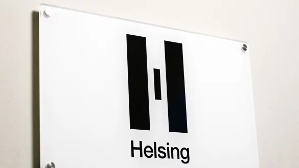 Eine Kamikaze-Drohne und ein Unterwassersystem gehören bereits zum Programm. Nun kauft das KI-Unternehmen Helsing einen Hersteller von Hardware. (Archivbild) - © Jens Kalaene/dpa