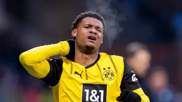 Droht erneut ein langer Ausfall: Julien Duranville. - &copy; David Inderlied/dpa