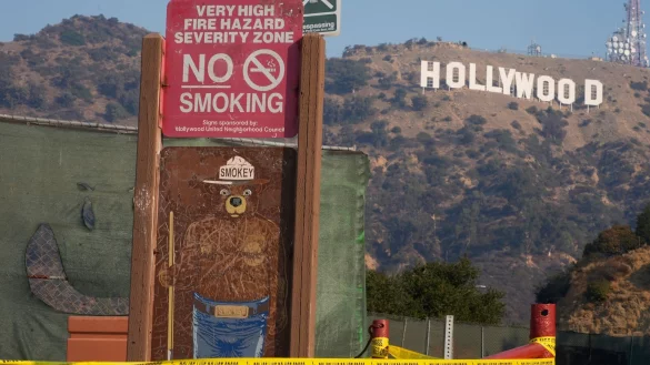 Dreharbeiten wurden unterbrochen und Filmpremieren abgesagt. - &copy; Damian Dovarganes/AP/dpa