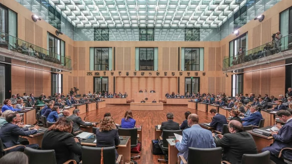 Bis zum Jahresende gibt es nun Planungssicherheit. - © Michael Kappeler/dpa