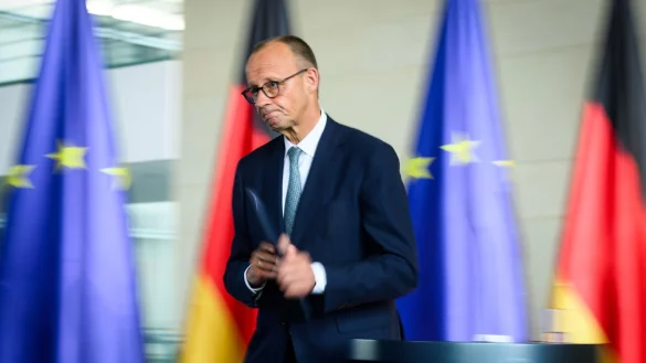 Erstmals beh&auml;lt sich Kanzler Merz konkrete Ma&szlig;nahmen gegen Israel vor. - &copy; Bernd von Jutrczenka/dpa