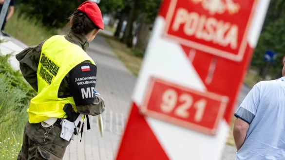 Polen will die Kontrollen an der Grenze zu Deutschland verl&auml;ngern. (Archivbild) - &copy; Stefan Sauer/dpa