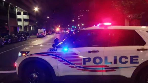 Nach Polizeiangaben skandierte der mutmaßliche Täter nach der Festnahme einen propalästinensischen Slogan. - © Uncredited/WJLA/AP/dpa