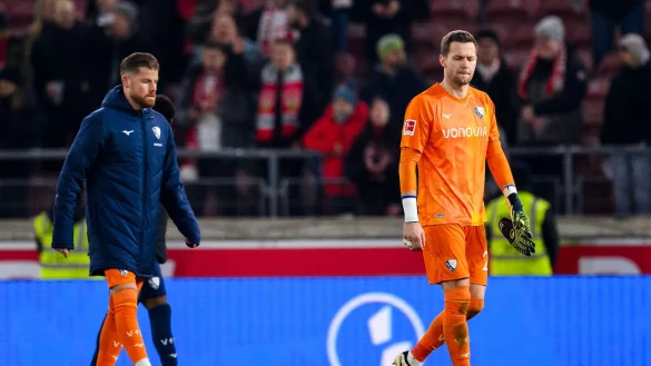 Weil Bochums Stammtorwart Patrick Drewes erkrankt ist, wird Timo Horn (l.) erstmals für den VfL zwischen den Pfosten stehen. - © Tom Weller/dpa