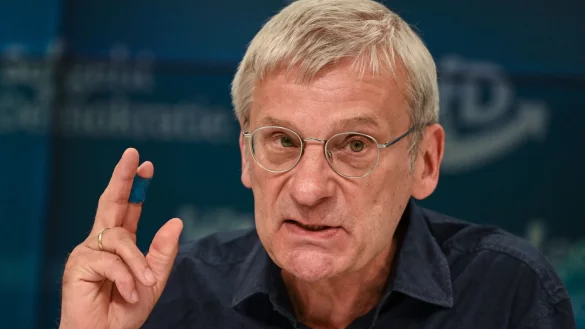 Hans-Christoph Berndt, Fraktionsvorsitzender der AfD Brandenburg, wirft dem Verfassungsschutz Willk&uuml;r vor. - &copy; Britta Pedersen/dpa