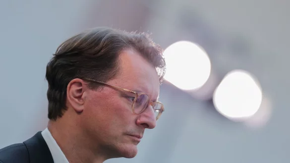 NRW-Ministerpr&auml;sident Hendrik W&uuml;st hat den verstorbenen ehemaligen Bundespr&auml;sidenten Horst K&ouml;hler gew&uuml;rdigt (Archivbild). - &copy; Rolf Vennenbernd/dpa