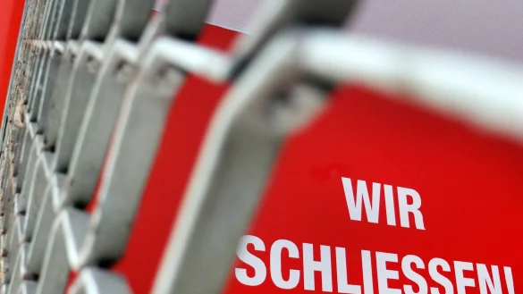 Der Kreditversicherer Allianz Trade erwartet mehr Firmeninsolvenzen in Deutschland. (Symbolbild) - © Martin Gerten/dpa