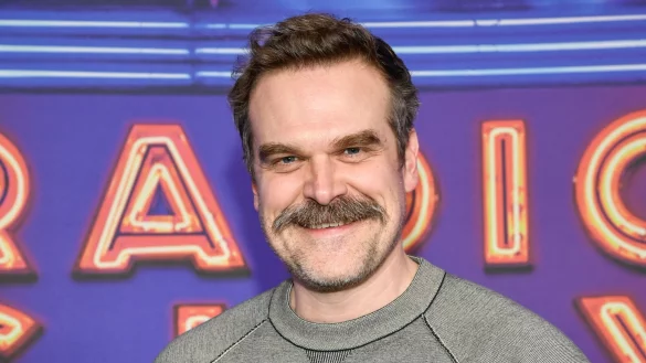David Harbour wurde beim Dreh von «Thunderbolts*» dazu ermutigt, sich ausgiebig am Snack-Tisch zu bedienen. (Archivbild) - © Evan Agostini/Invision via AP/dpa