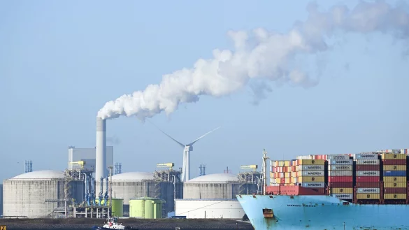 Der Import von Fl&uuml;ssigerdgas aus Russland soll schneller als geplant komplett gestoppt werden. (Archivbild) - &copy; Federico Gambarini/dpa