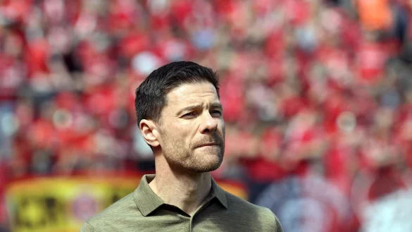 Seine Zukunft bei Bayer ist weiter offen: Xabi Alonso. - © Federico Gambarini/dpa