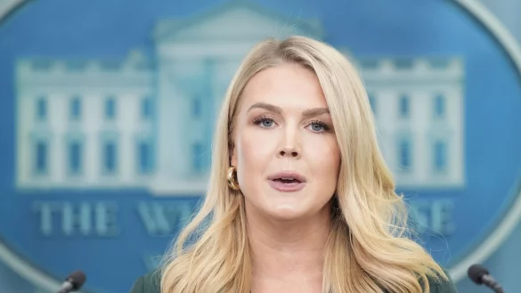 Kein Nachgeben auf US-Seite. - © Mark Schiefelbein/AP/dpa