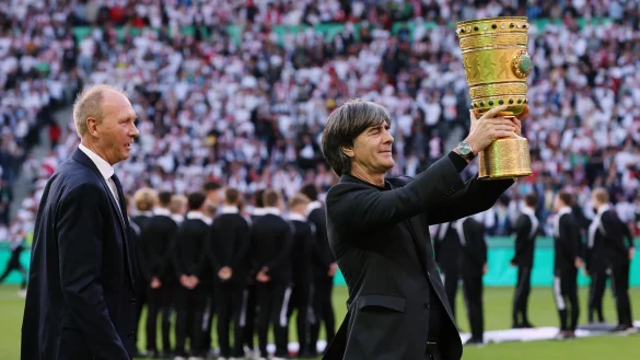 Joachim L&ouml;w war Trainer des VfB Stuttgart, als das Team 1997 zuletzt den DFB-Pokal gewann. - &copy; Alex Grimm/Getty Images Europe/Pool/dpa