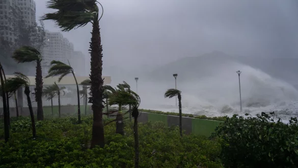 &laquo;Ragasa&raquo; richtete vor allem in den K&uuml;stenregionen Sch&auml;den an. - &copy; Vernon Yuen/Nexpher via ZUMA Press Wire/dpa