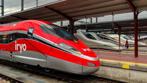 Die italienischen Hochgeschwindigkeitszüge fahren bereits in Frankreich und Spanien. (Archivbild) - © Jan Woitas/dpa