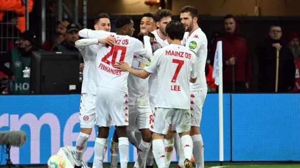 Mainz 05 nimmt aus Leverkusen die drei Punkte mit. - &copy; Federico Gambarini/dpa