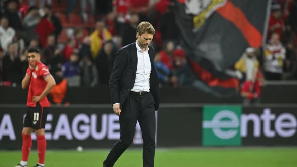 Simon Rolfes . - &copy; Bernd Thissen/dpa