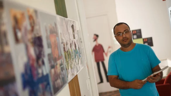 Alessandro Gomes aus Brasilien soll als Krankenpfleger in Deutschland arbeiten - er ist einer von vielen Fachkr&auml;ften, die die Bundesregierung anwerben will. - &copy; Joao Gabriel Alves/dpa