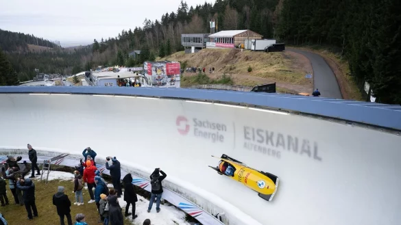 Johannes Lochner und Georg Fleischhauer holten sich auch in Altenberg den Sieg. - &copy; Sebastian Kahnert/dpa