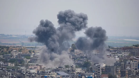 Nach heftigem Raketenbeschuss hat Israels Luftwaffe erneut Ziele der militanten Pal&auml;stinenserorganisation Islamischer Dschihad im Gazastreifen angegriffen. - &copy; Hatem Moussa/AP/dpa