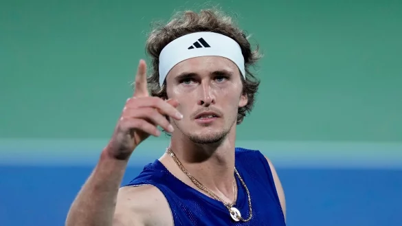 Alexander Zverev hat in Dubai das Halbfinale erreicht. - &copy; Kamran Jebreili/AP/dpa