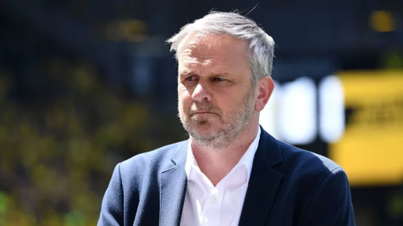 Der ehemalige Fu&szlig;ball-Nationalspieler Dietmar Hamann spricht sich klar f&uuml;r eine Trennung von Bundestrainer Hansi Flick aus. - &copy; Revierfoto/dpa