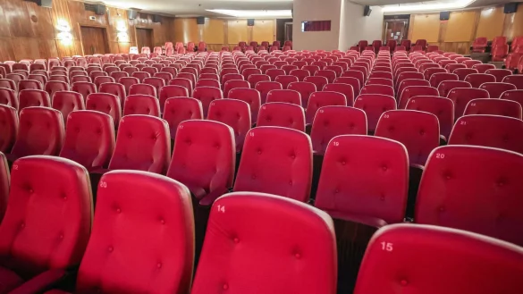 Die Kinobranche hofft auf eine Trendwende. - &copy; Oliver Berg/dpa