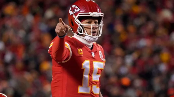 Nach Tom Bradys R&uuml;cktritt halten ihn viele f&uuml;r das neue Gesicht der NFL: Patrick Mahomes. - &copy; Ed Zurga/AP/dpa