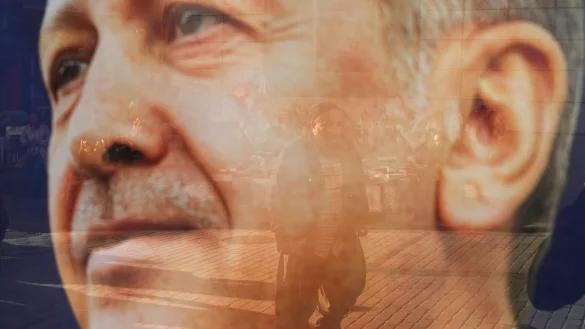 Hat durch eine Verfassungs&auml;nderung seit f&uuml;nf Jahren weitreichende Vollmachten: Recep Tayyip Erdogan. - &copy; Francisco Seco/AP/dpa