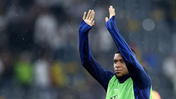 Frankreichs Superstar Kylian Mbapp&eacute; kam gegen die DFB-Elf nicht zum Einsatz. - &copy; Rolf Vennenbernd/dpa