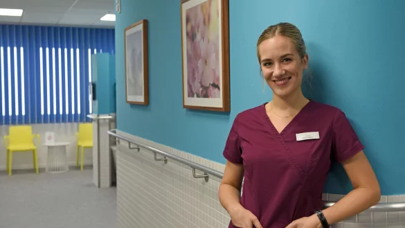 Annina Hellenthal (l) steigt aus der Serie &laquo;Bettys Diagnose&raquo; aus. - &copy; picture alliance / Henning Kaiser/dpa