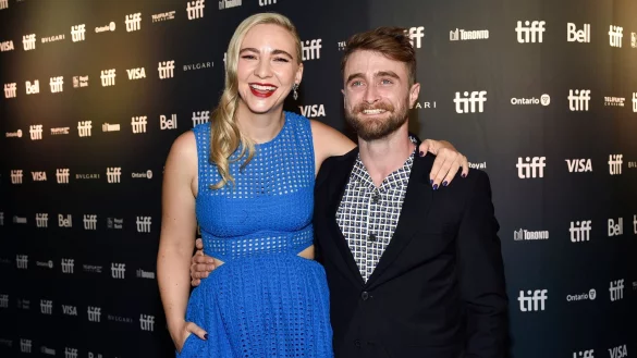 Daniel Radcliffe (r) und seine Freundin Erin Darke werden Eltern. - &copy; Evan Agostini/Invision/AP/dpa