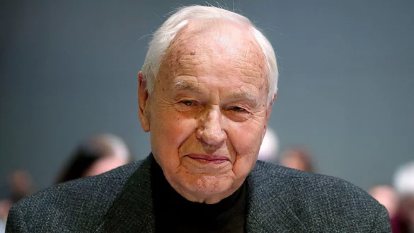 Hans Modrow, ehemaliger Politiker der SED und der Linken, ist in der Nacht zum Samstag im Alter von 95 Jahren gestorben. - &copy; Oliver Berg/dpa