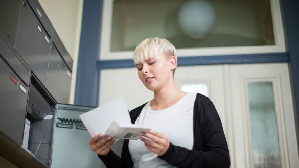 Mieterh&ouml;hungen nach Renovierungen m&uuml;ssen begr&uuml;ndet werden. Ein Anrecht auf einzelne Kostenaufstellungen gibt es aber nicht. - &copy; Christin Klose/dpa-tmn