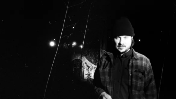 Ghost Woman ist das Projekt von Evan John Uschenko, der die 60er Jahre liebt. - &copy; Jacqueline Badeaux/dpa